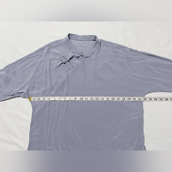 3/4 Sleeve 100% Silk Blouse - Picture 7 of 10